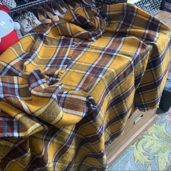 Zara Accessories Zara Plaid Scarf Poshmark